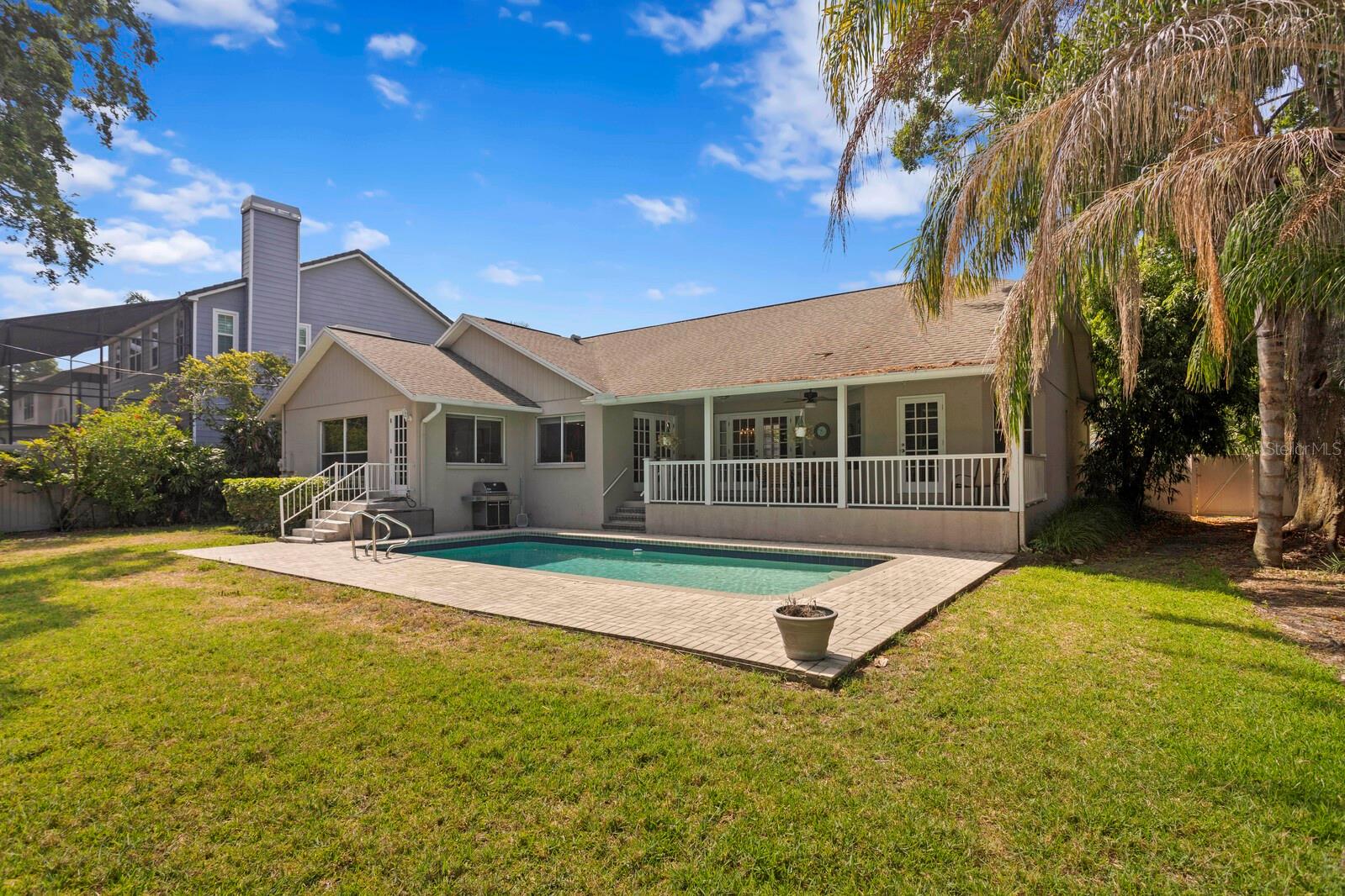 4311 W BEACH PARK DR