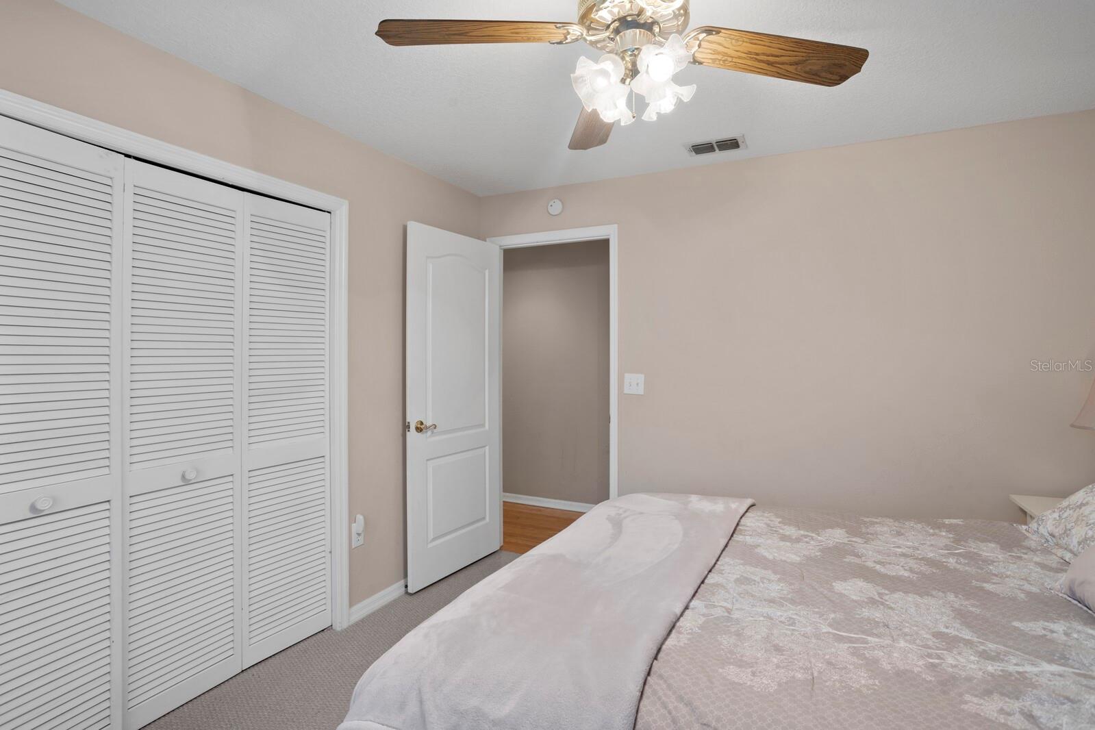 4311 W BEACH PARK DR