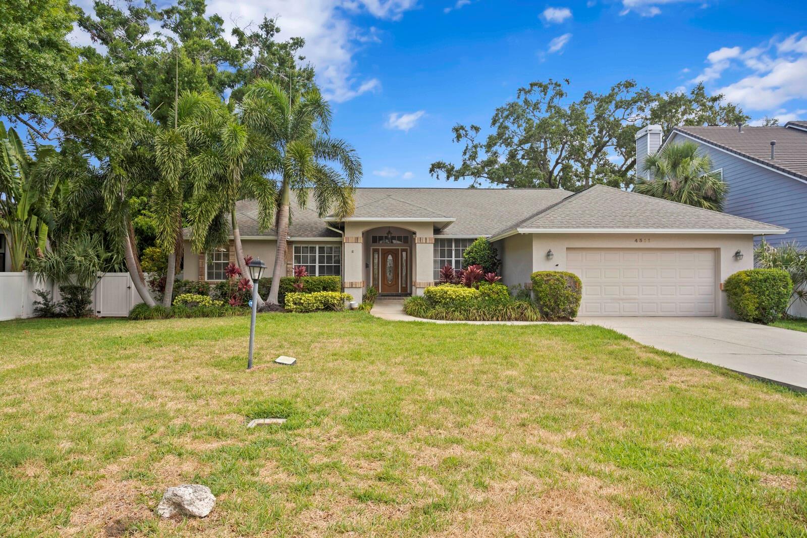 4311 W BEACH PARK DR