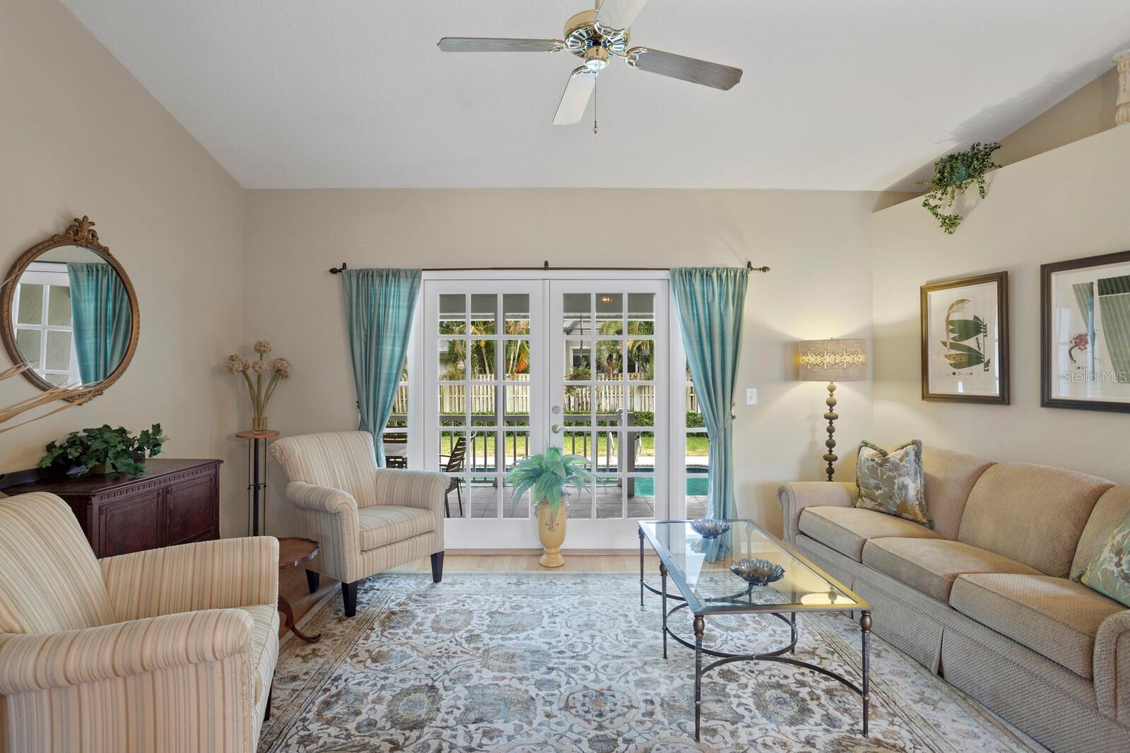 4311 W BEACH PARK DR