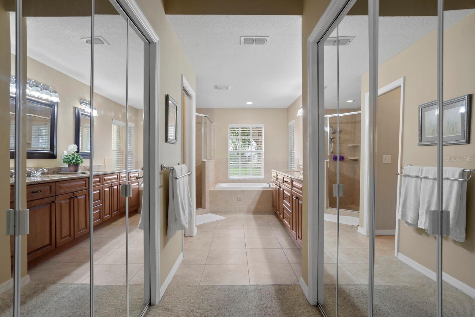 4311 W BEACH PARK DR