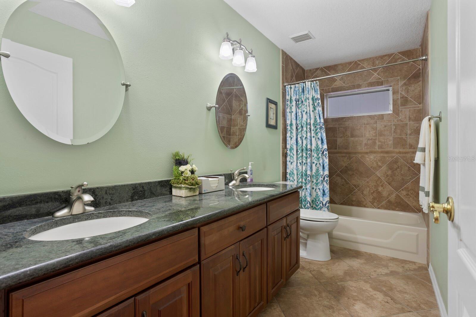 4311 W BEACH PARK DR