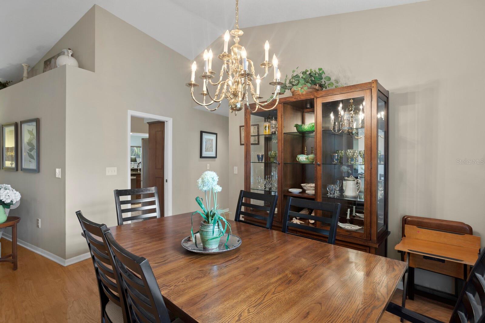 4311 W BEACH PARK DR