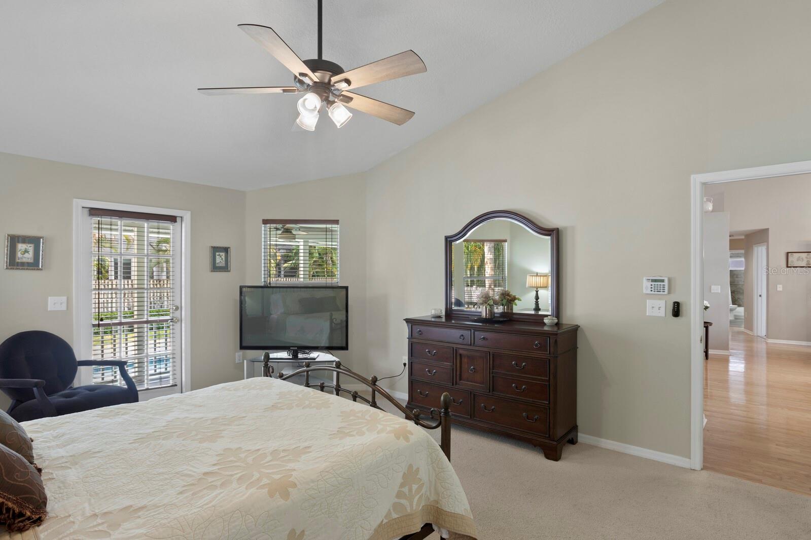 4311 W BEACH PARK DR