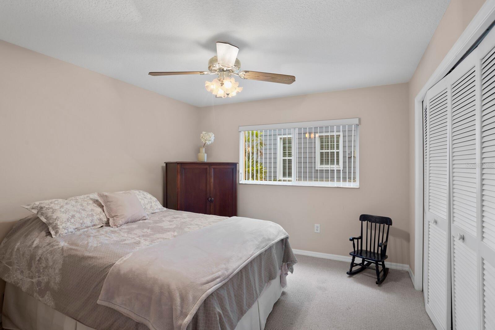 4311 W BEACH PARK DR