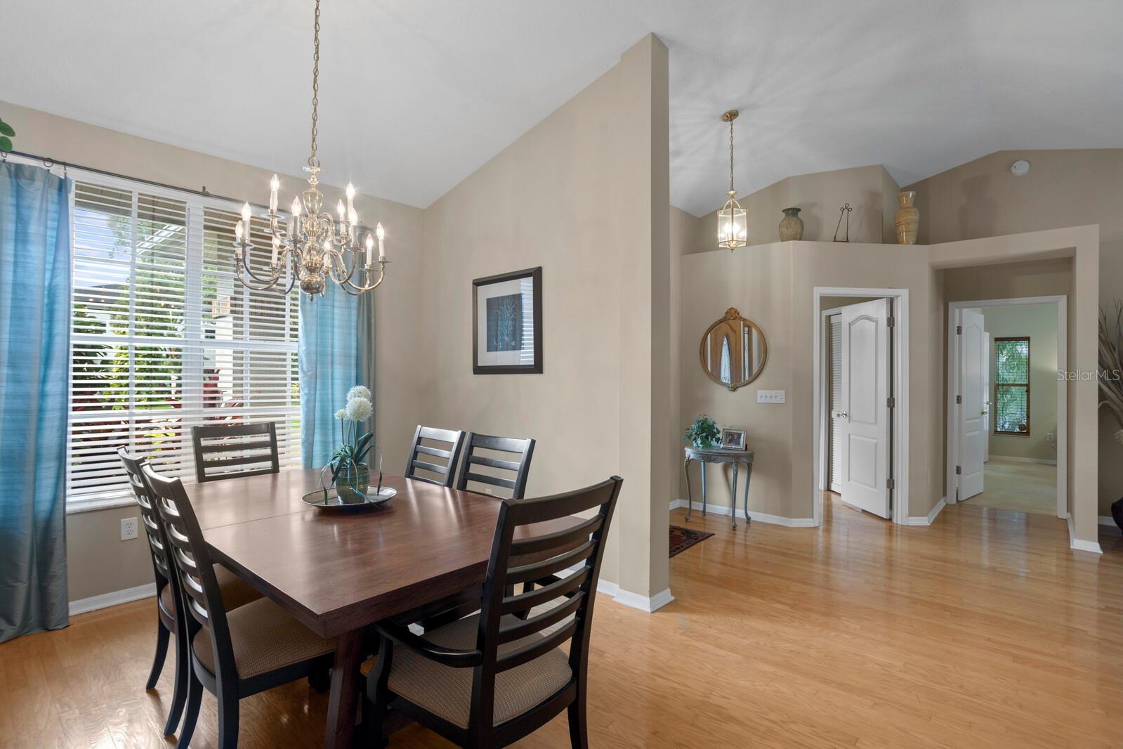 4311 W BEACH PARK DR