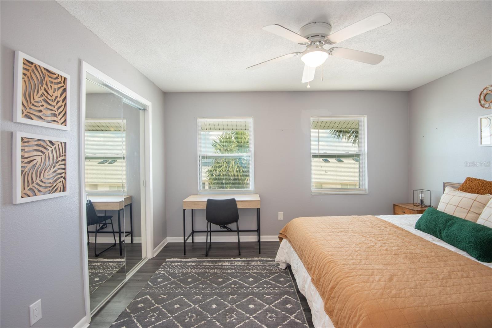 2643 ST JOSEPHS DR W