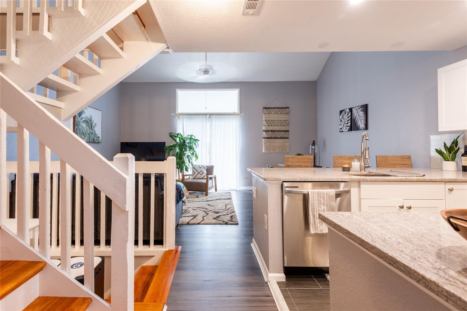 2643 ST JOSEPHS DR W