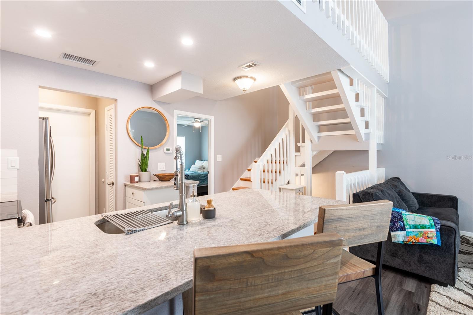 2643 ST JOSEPHS DR W