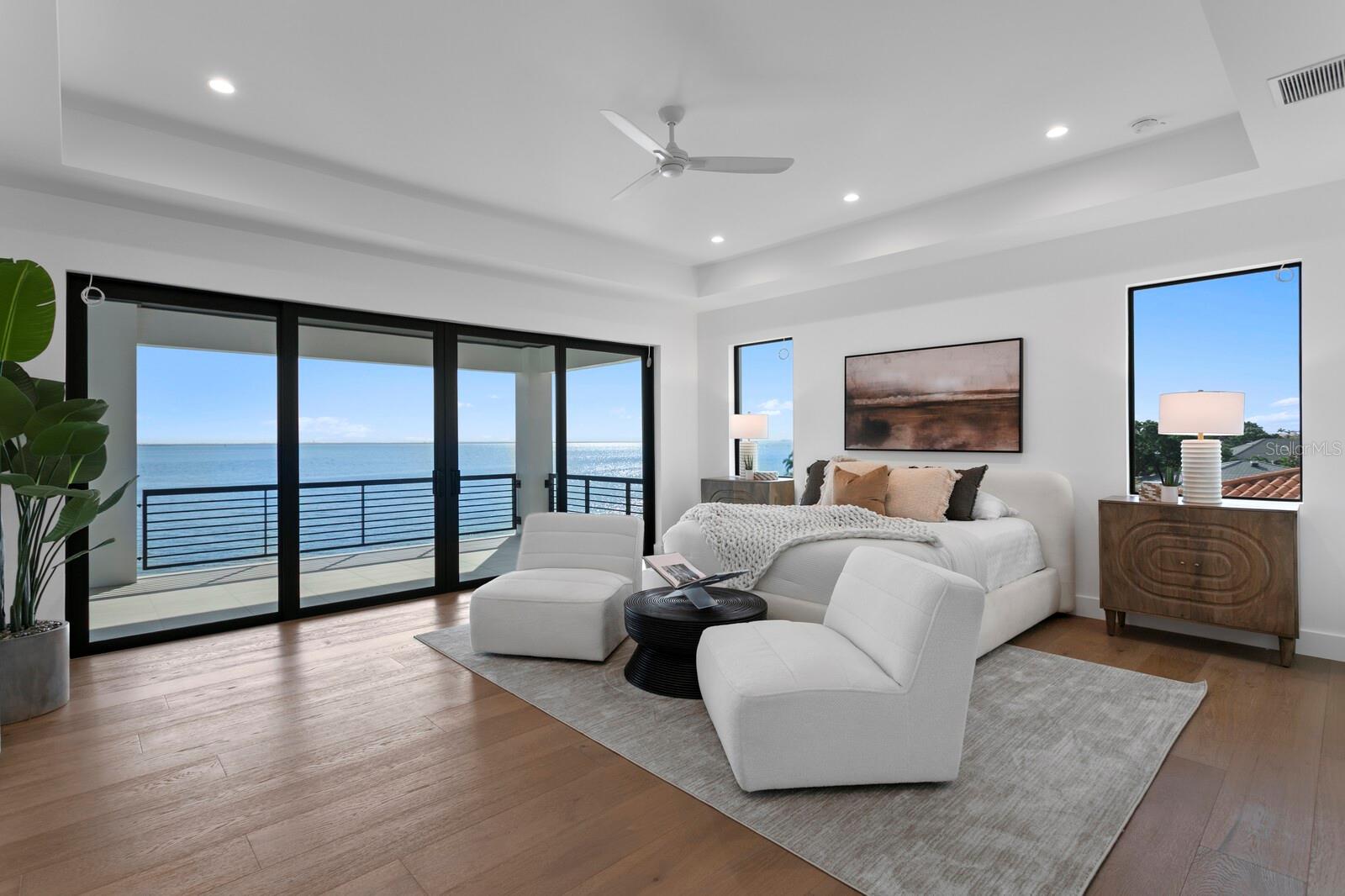 2087 MICHIGAN AVE NE