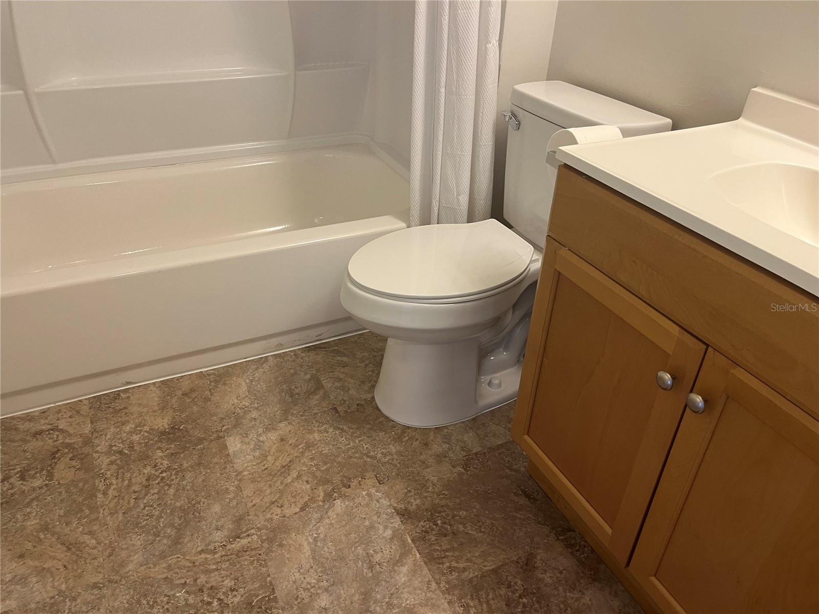 4008 ASHFORD GREEN PL #F101