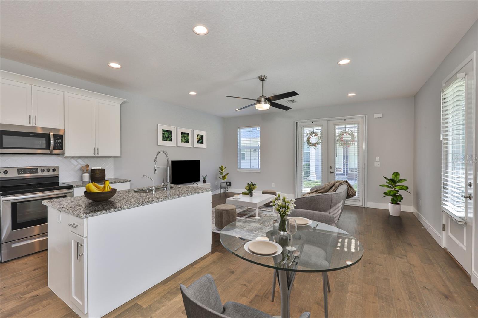 6619 S MANHATTAN AVE #1