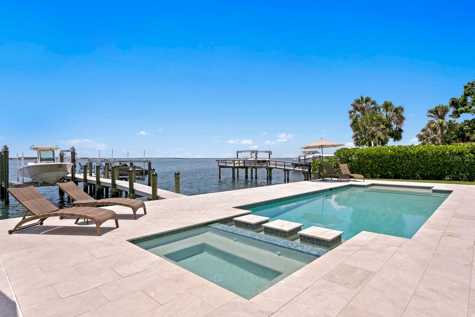 5110 W LONGFELLOW AVE