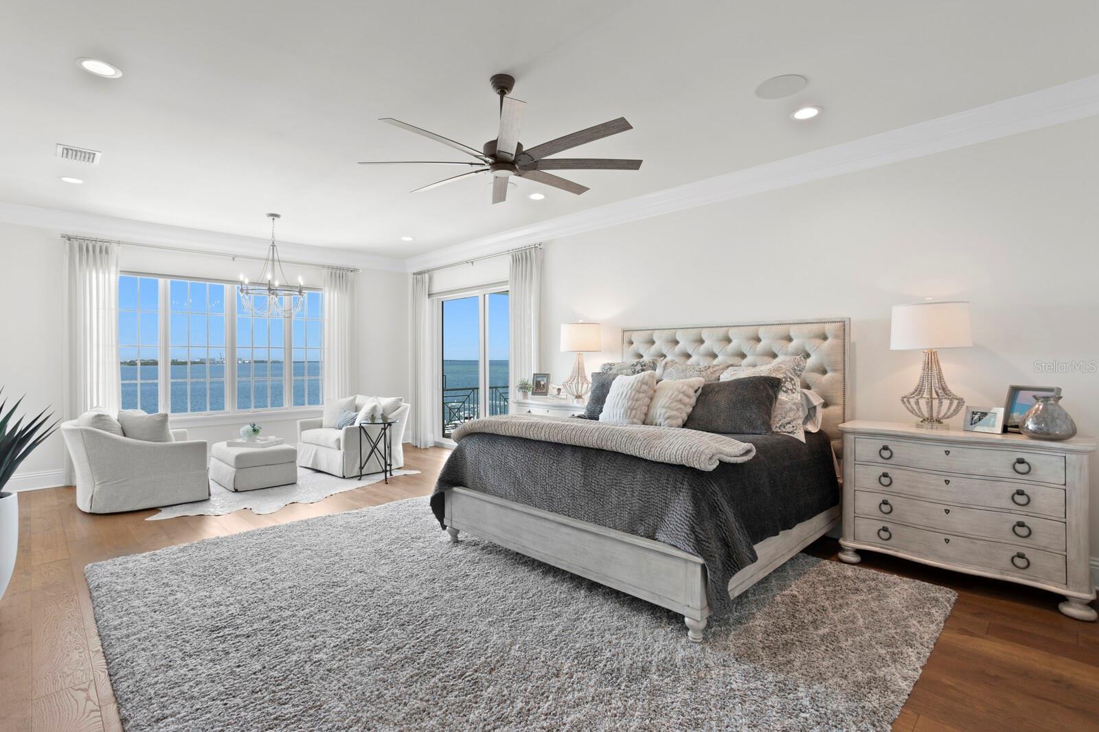 5110 W LONGFELLOW AVE