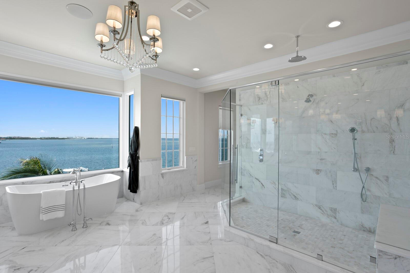 5110 W LONGFELLOW AVE