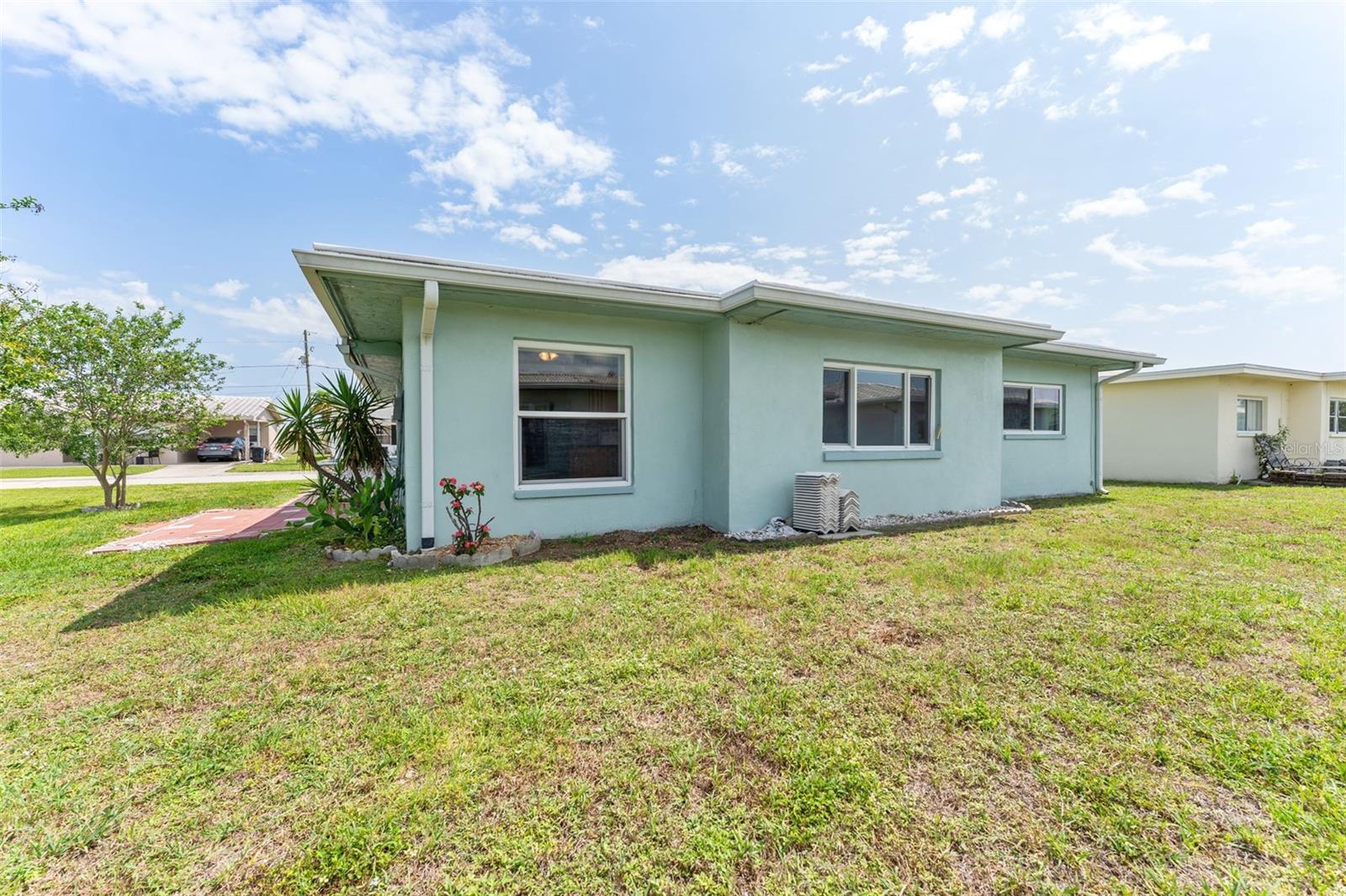 5377 SPRINGWOOD BLVD