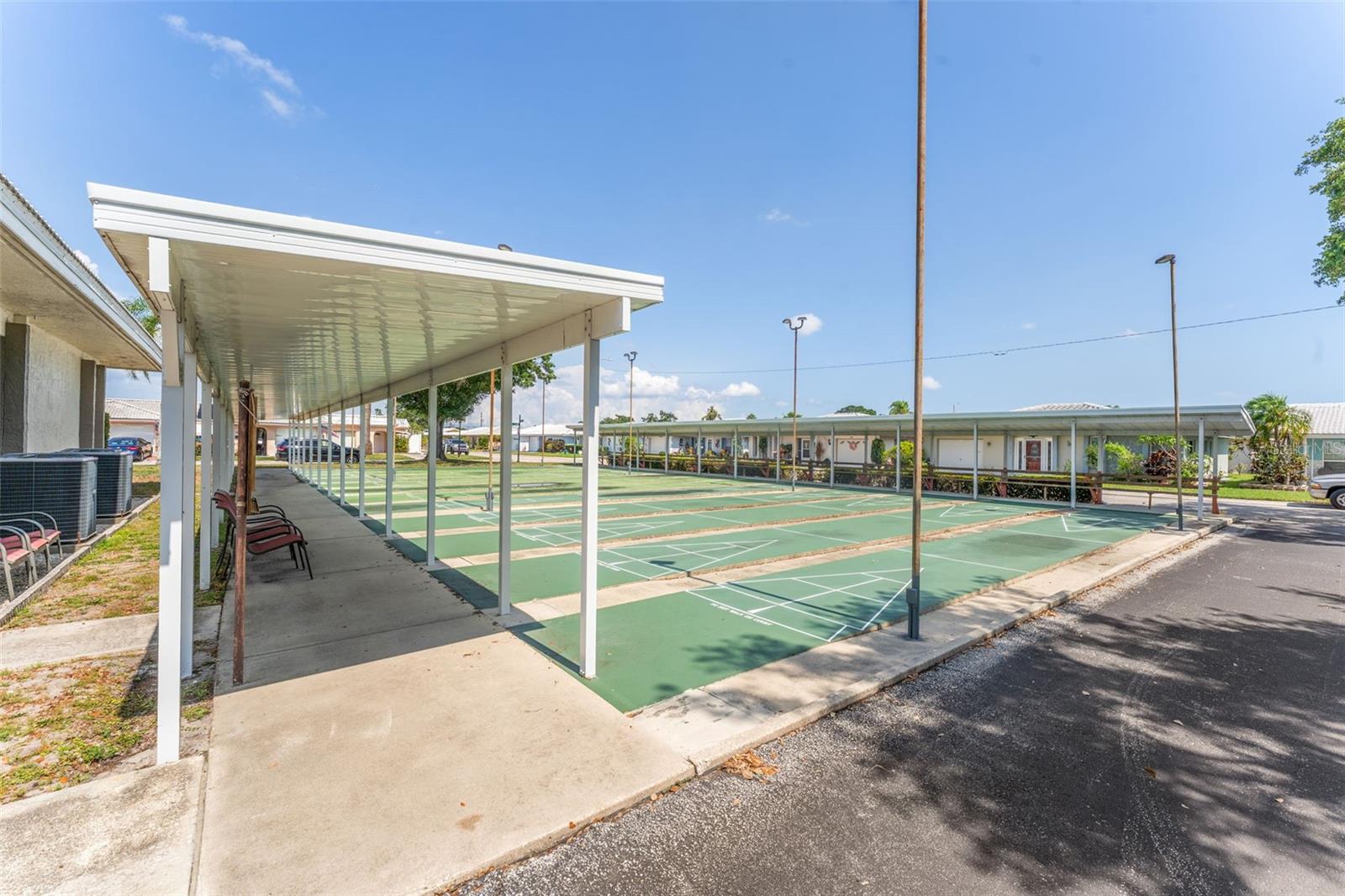 5377 SPRINGWOOD BLVD