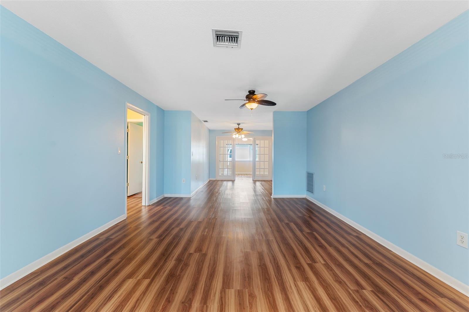 5377 SPRINGWOOD BLVD