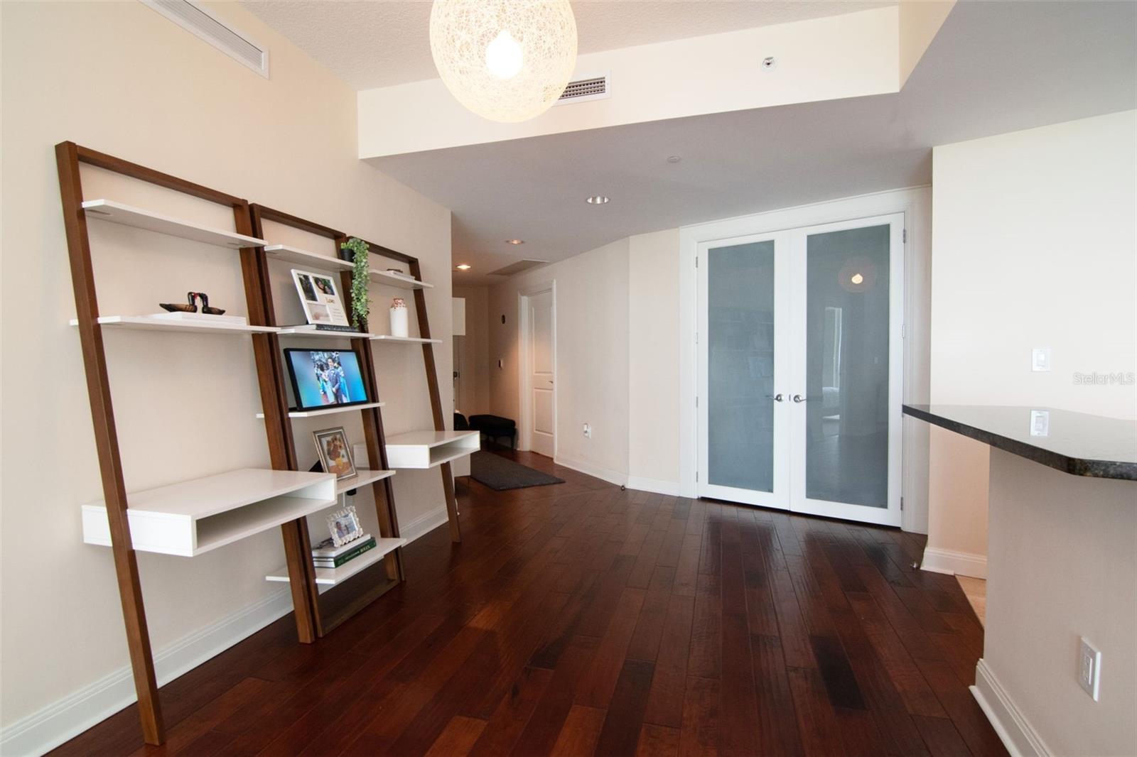 450 KNIGHTS RUN AVE #1003