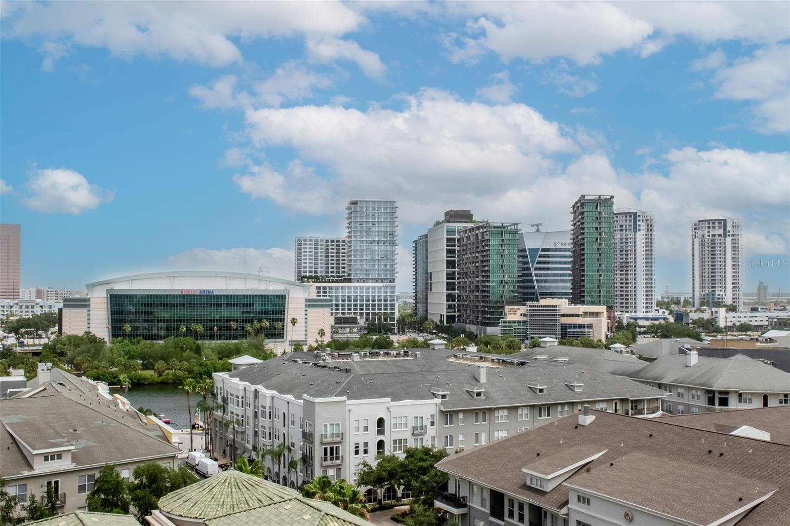 450 KNIGHTS RUN AVE #1003