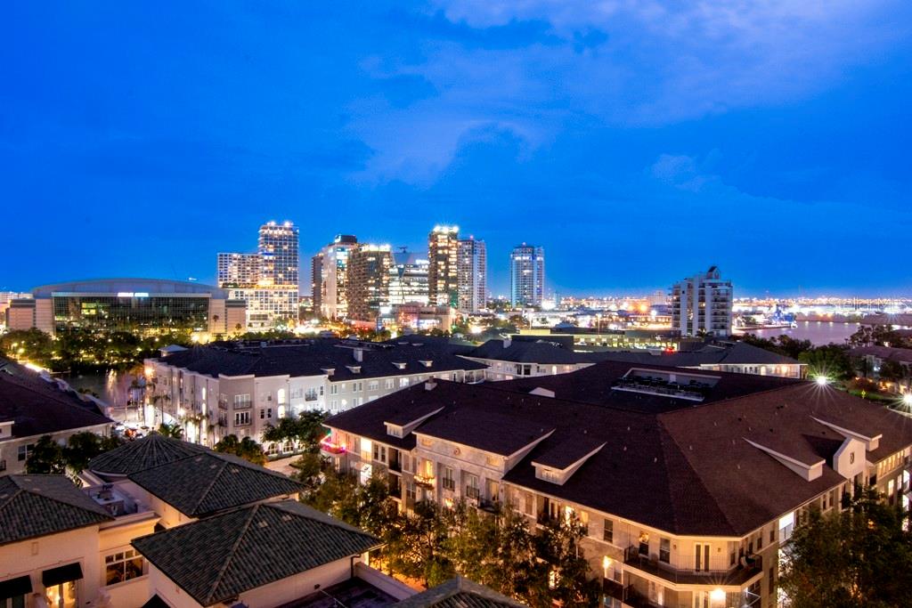 450 KNIGHTS RUN AVE #1003