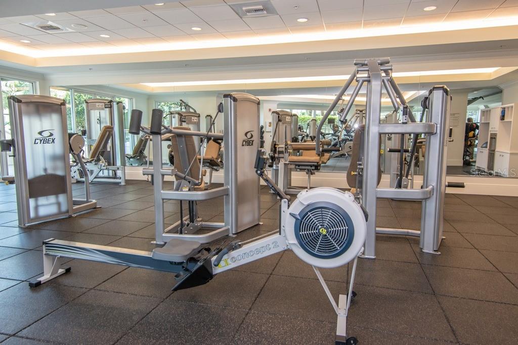 450 KNIGHTS RUN AVE #1003