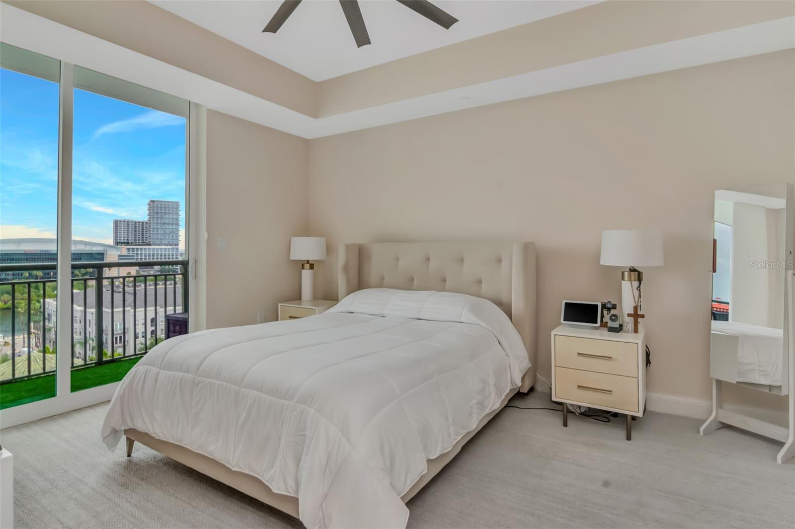 450 KNIGHTS RUN AVE #1003