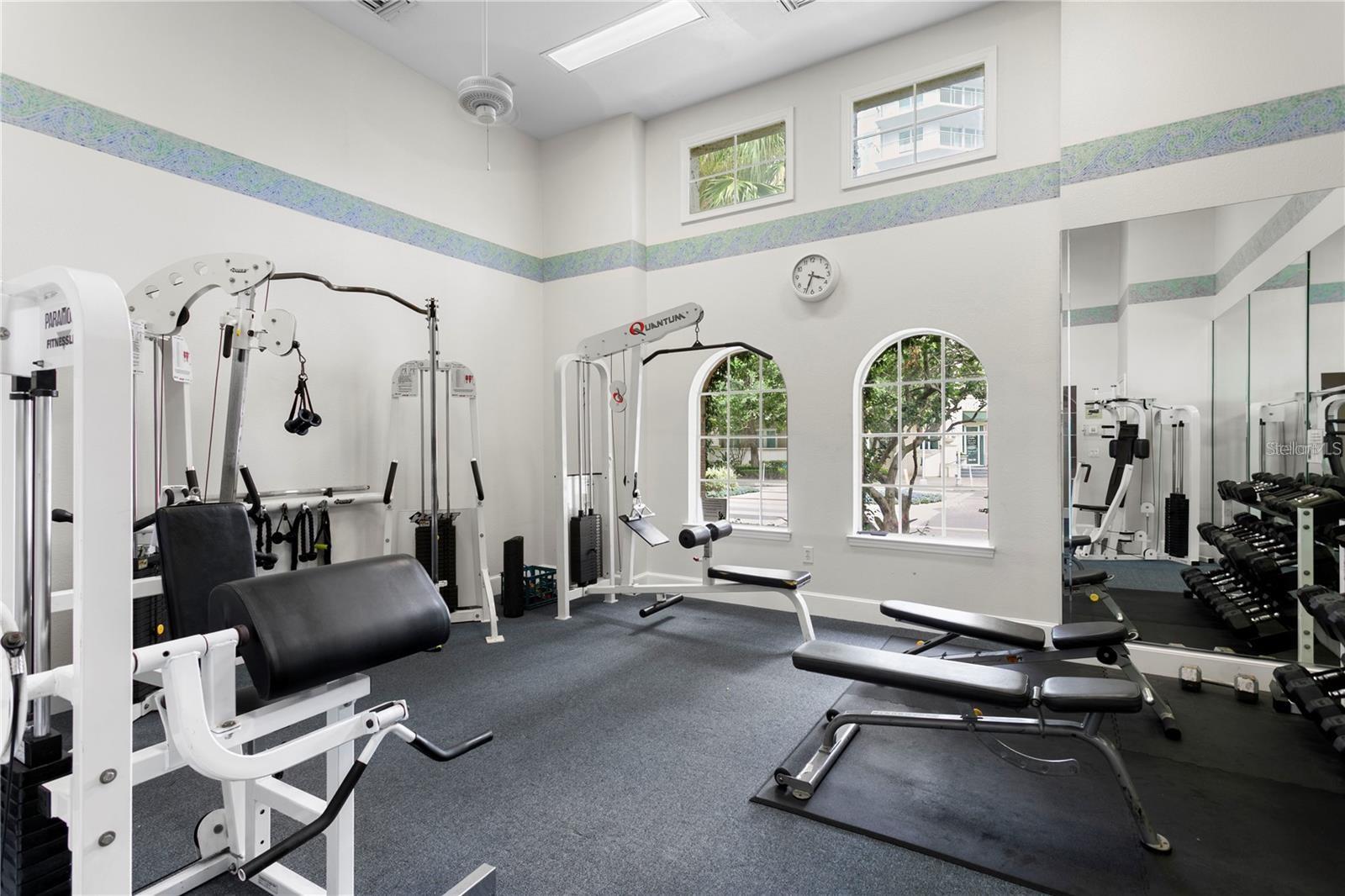 501 KNIGHTS RUN AVE #2218