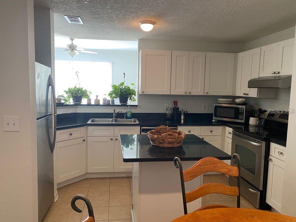 501 KNIGHTS RUN AVE #2218