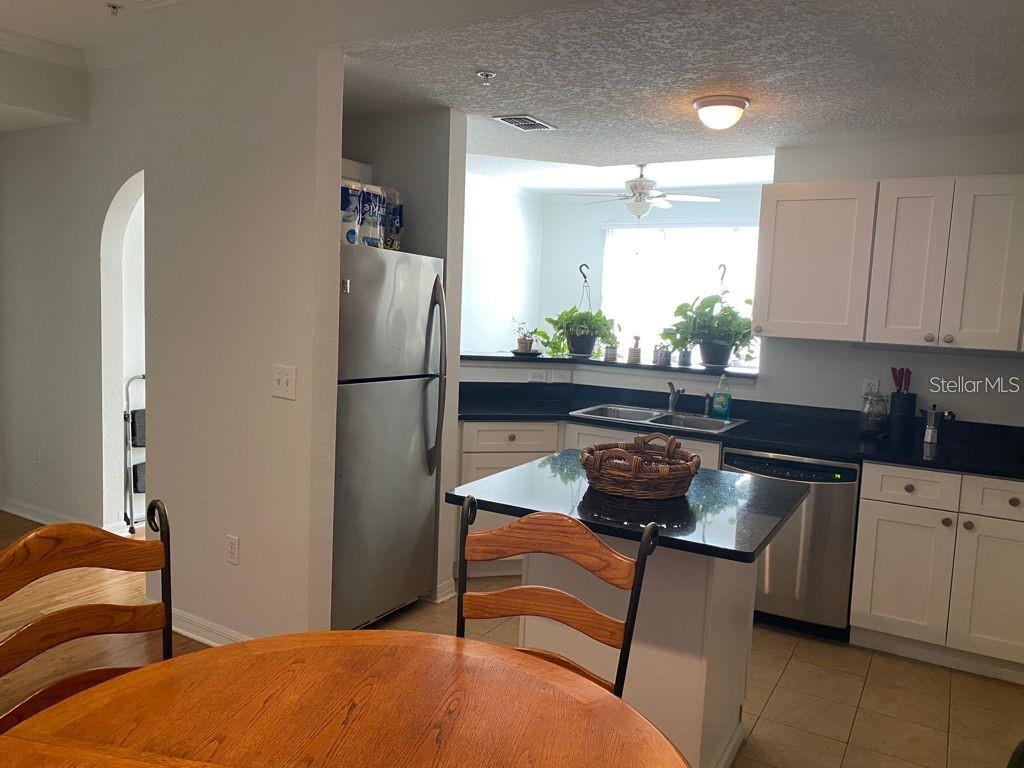 501 KNIGHTS RUN AVE #2218