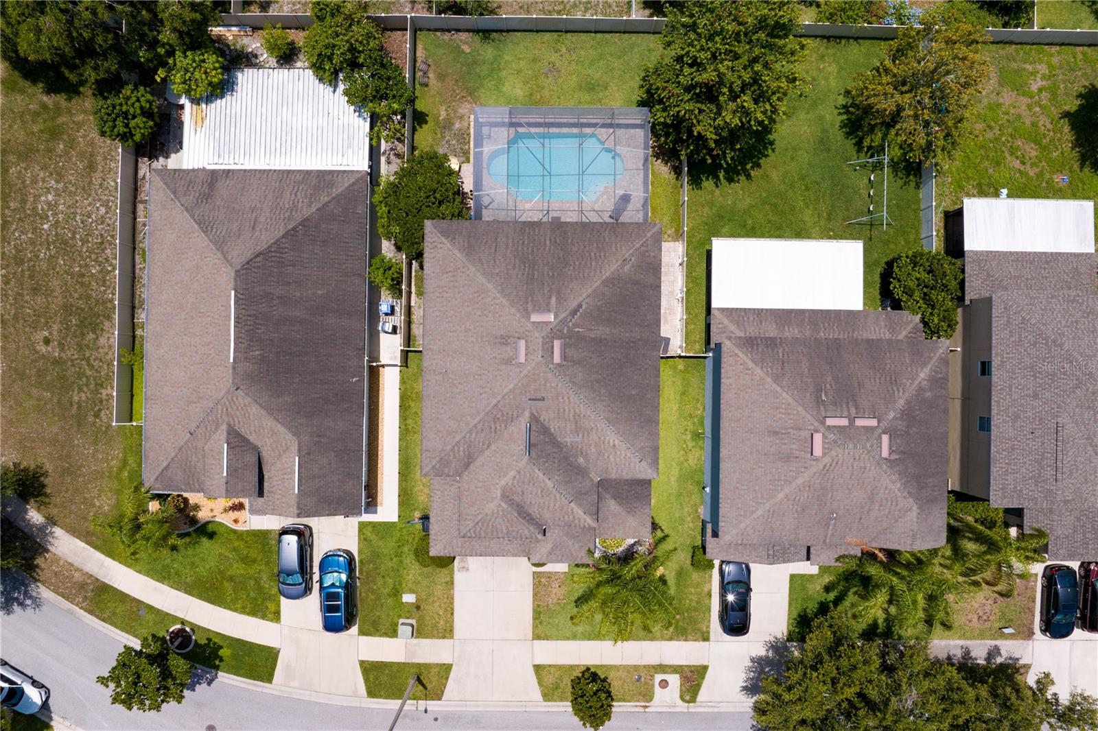 10216 SUMMER AZURE DR