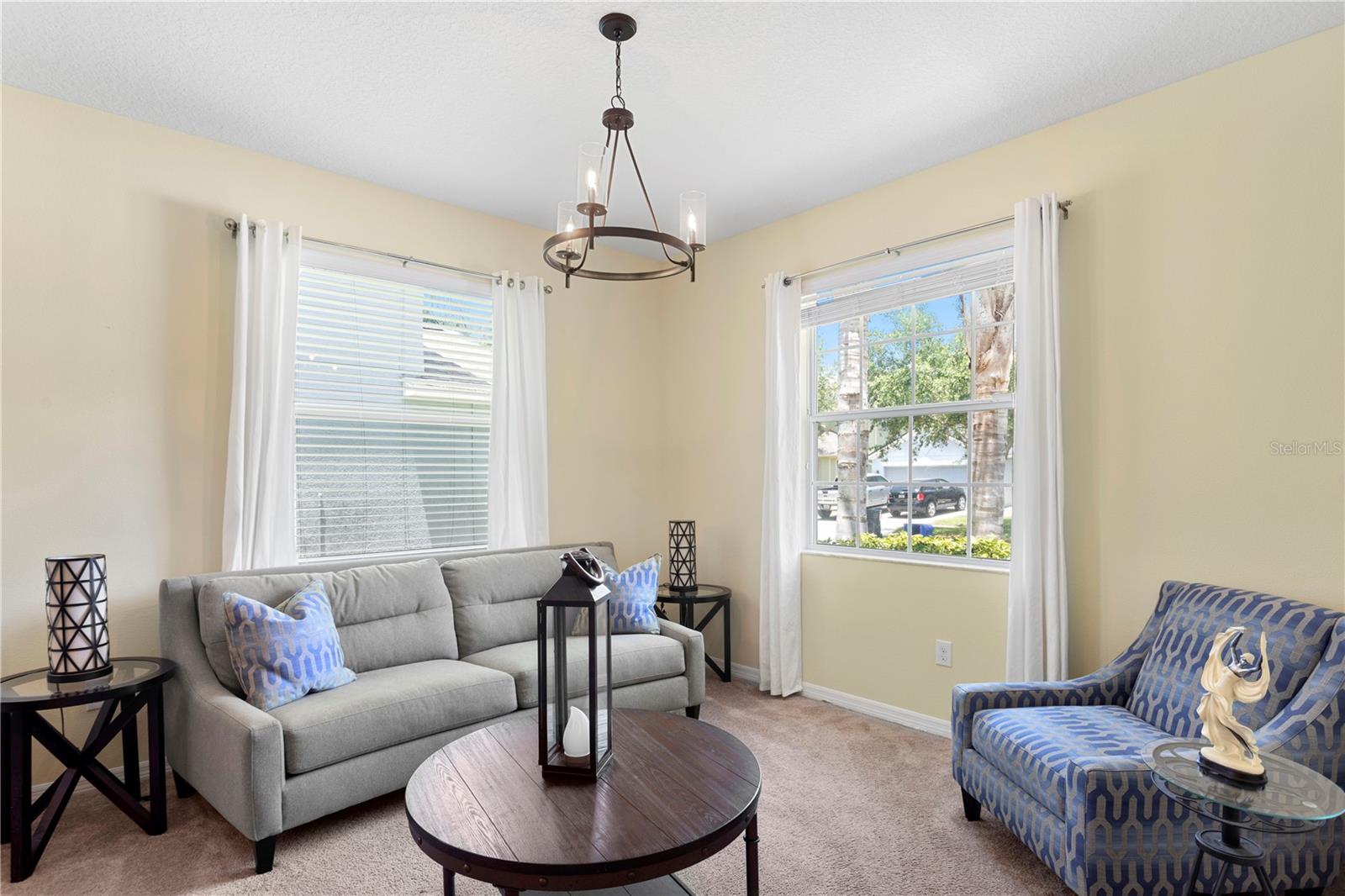 10216 SUMMER AZURE DR