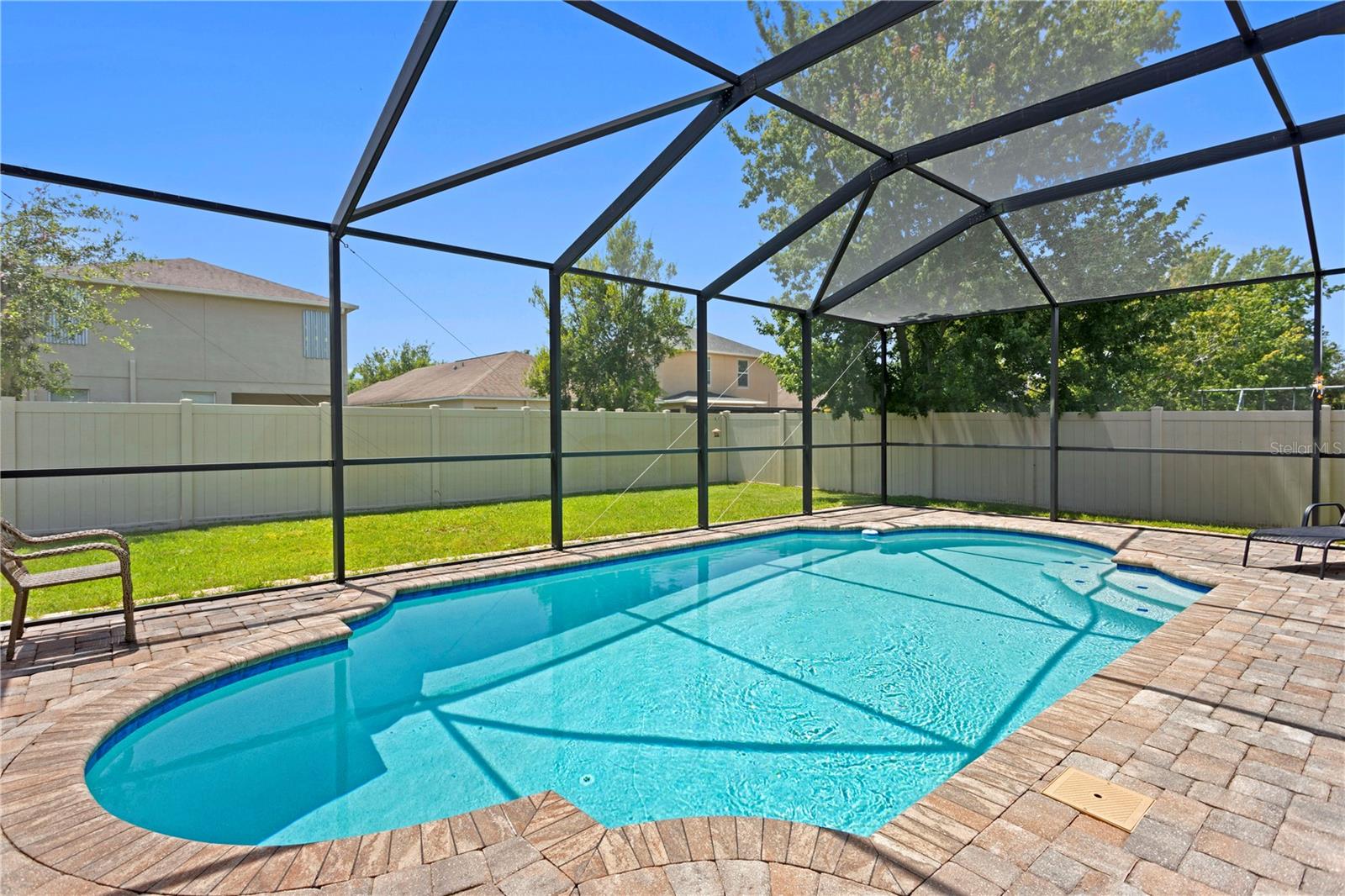 10216 SUMMER AZURE DR