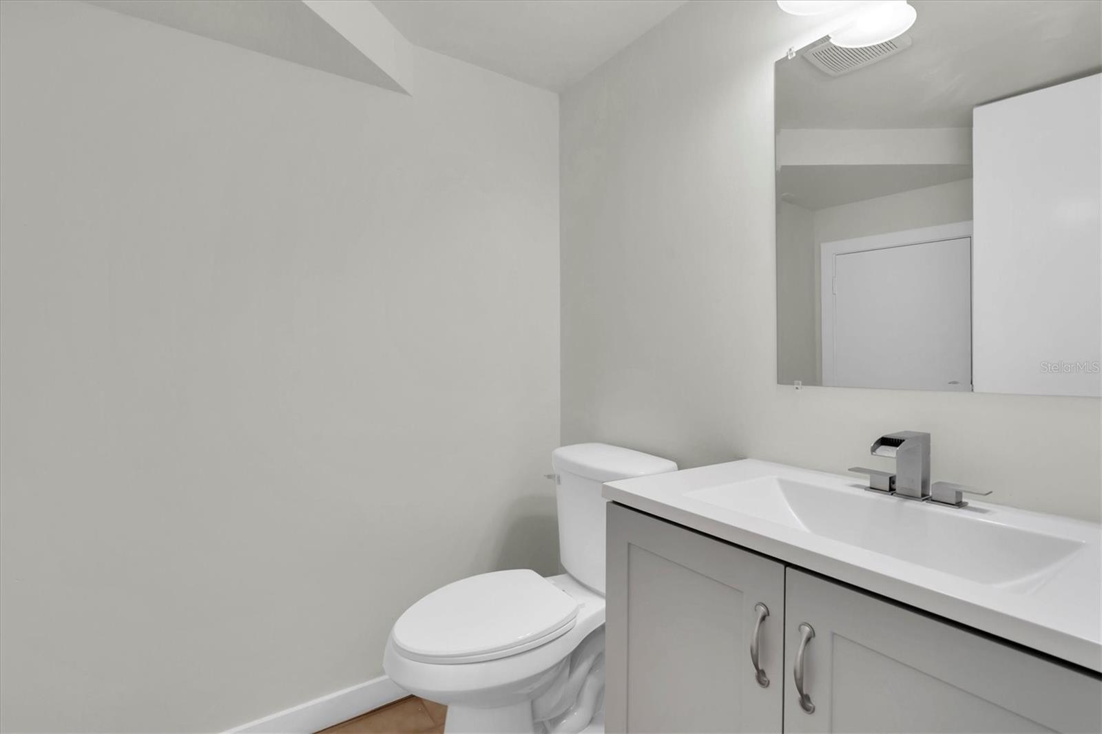 3412 W SAN JUAN ST #A