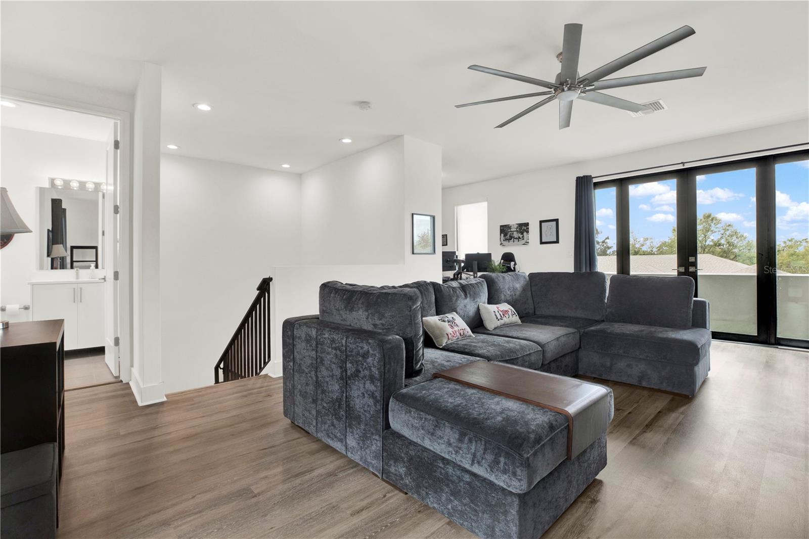 8714 PALM RANCHES PL