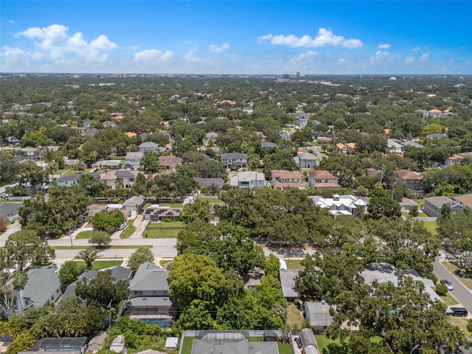 4008 W EL PRADO BLVD