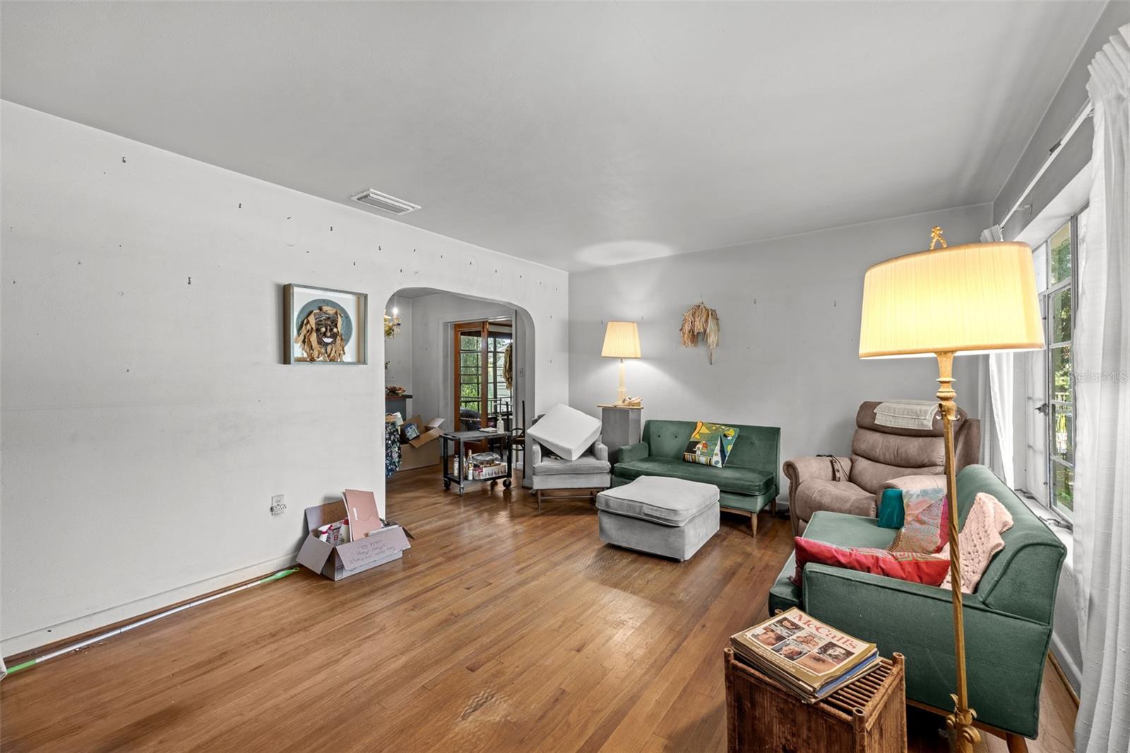 4008 W EL PRADO BLVD