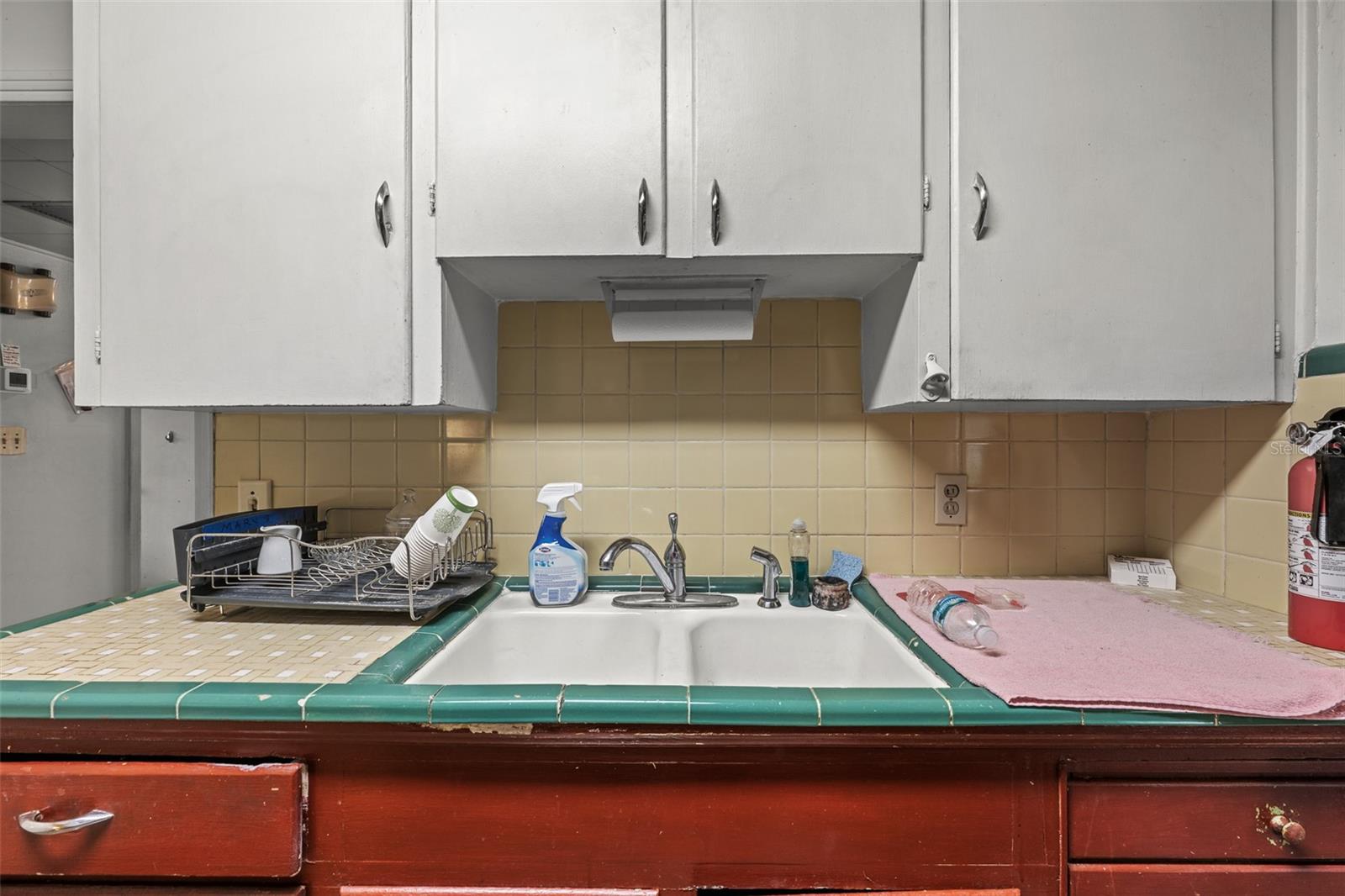 4008 W EL PRADO BLVD