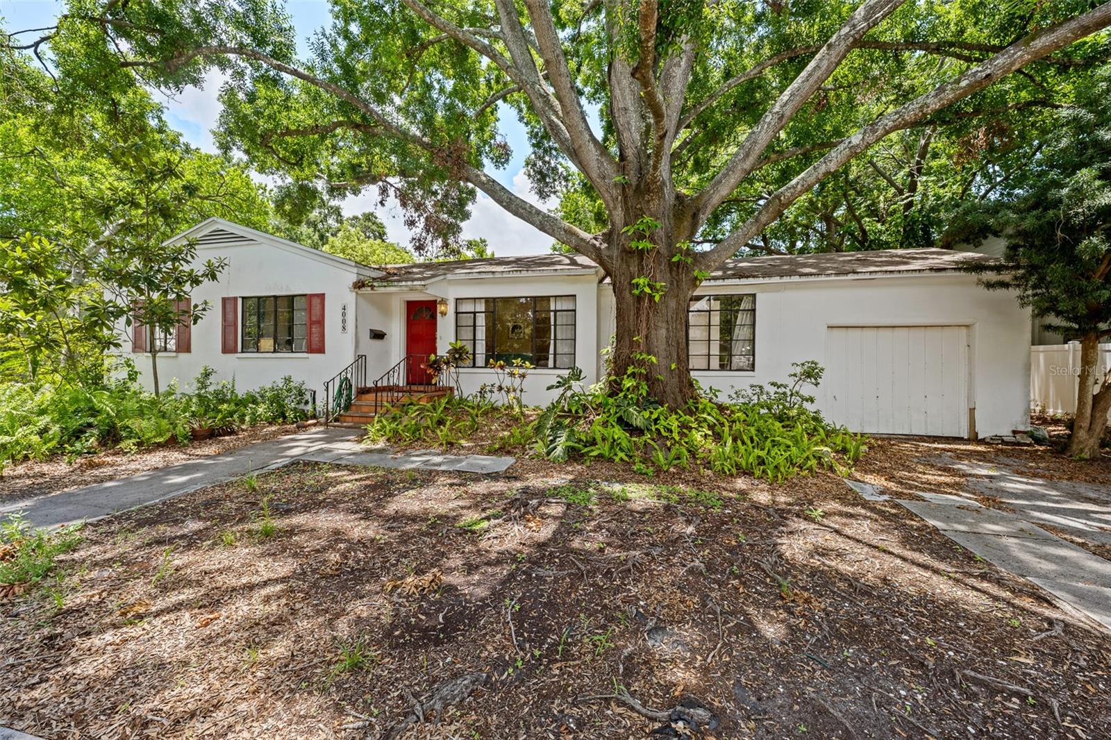 4008 W EL PRADO BLVD