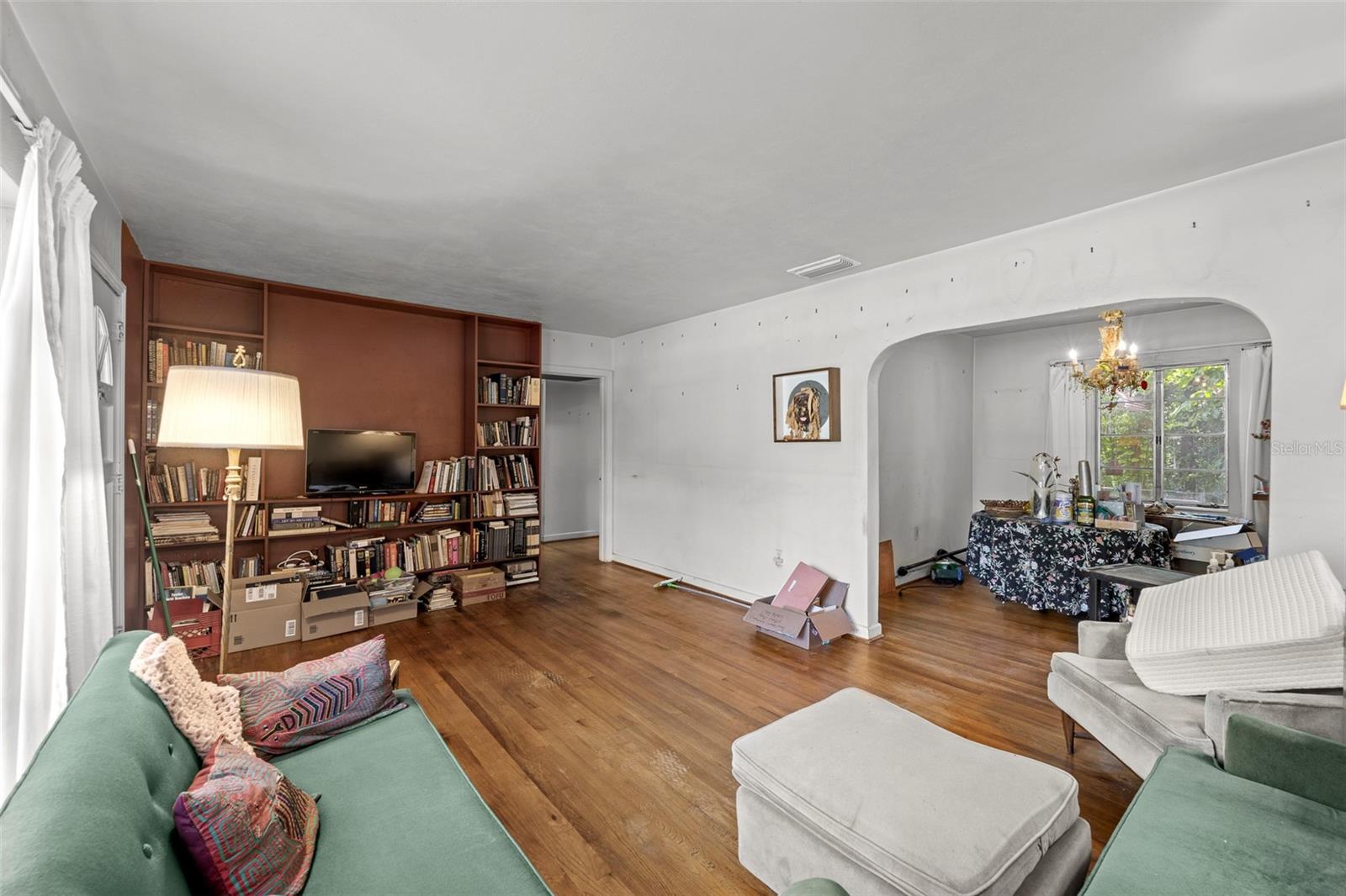 4008 W EL PRADO BLVD