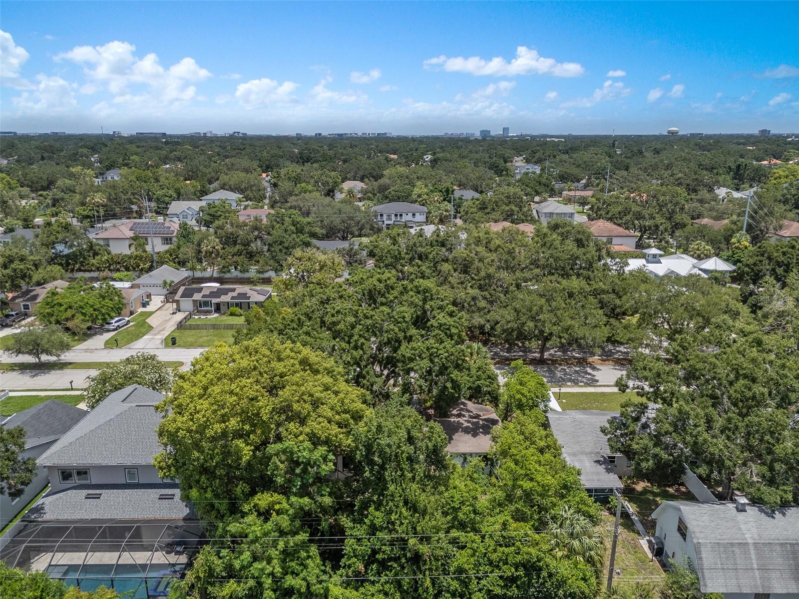 4008 W EL PRADO BLVD