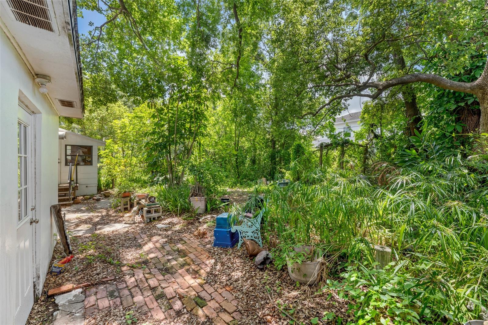 4008 W EL PRADO BLVD