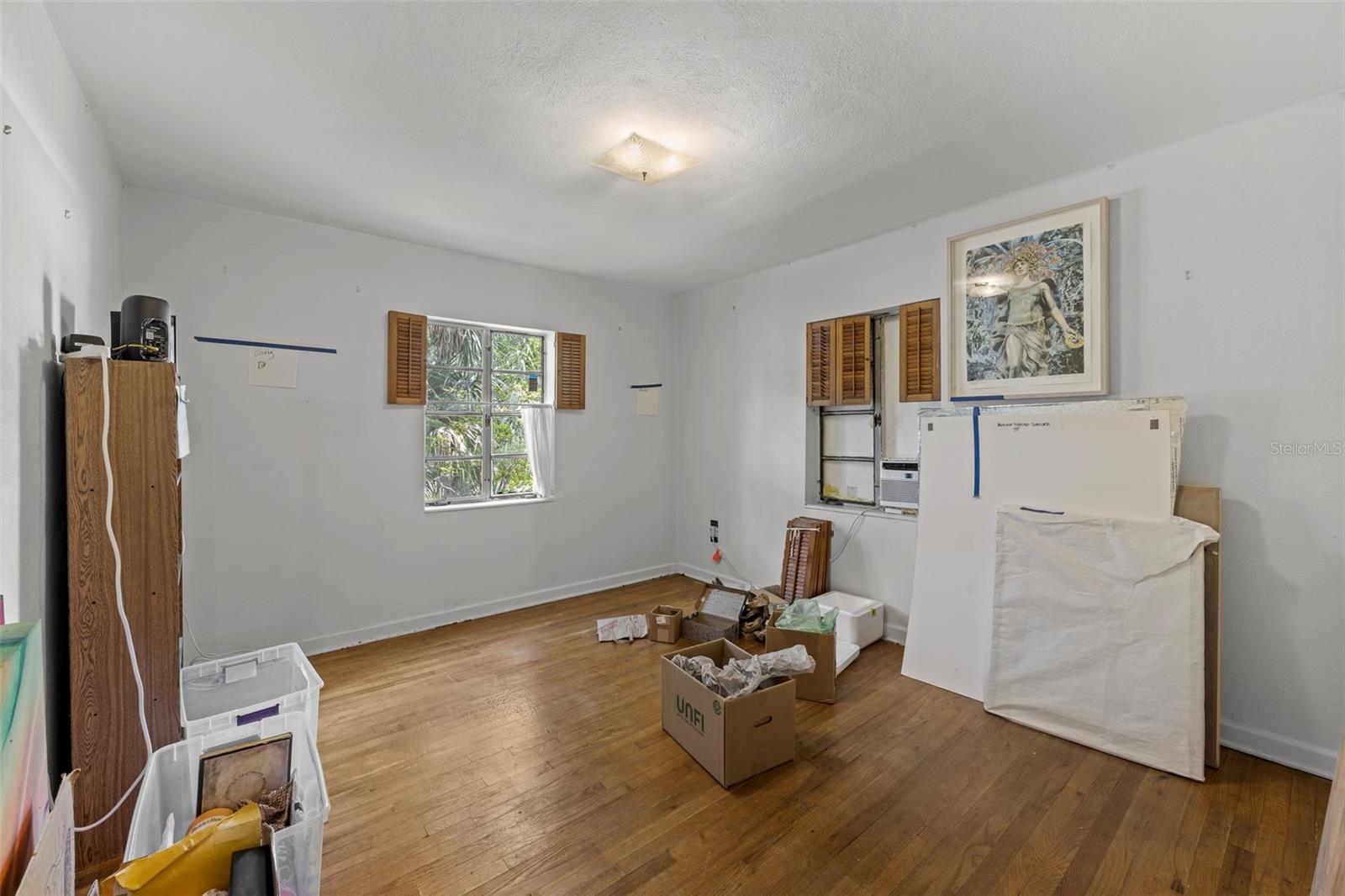 4008 W EL PRADO BLVD