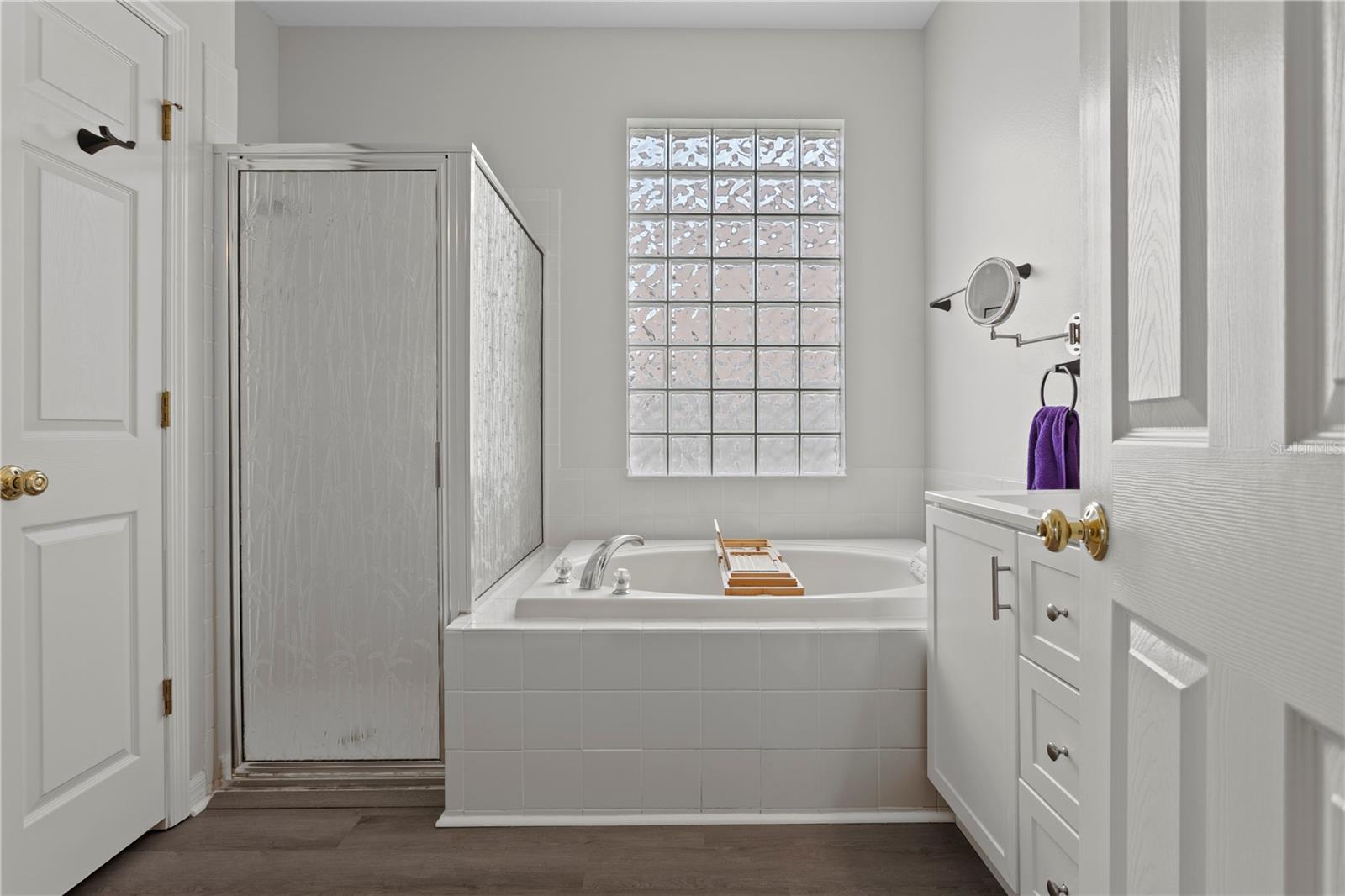 20120 NATURES HIKE WAY