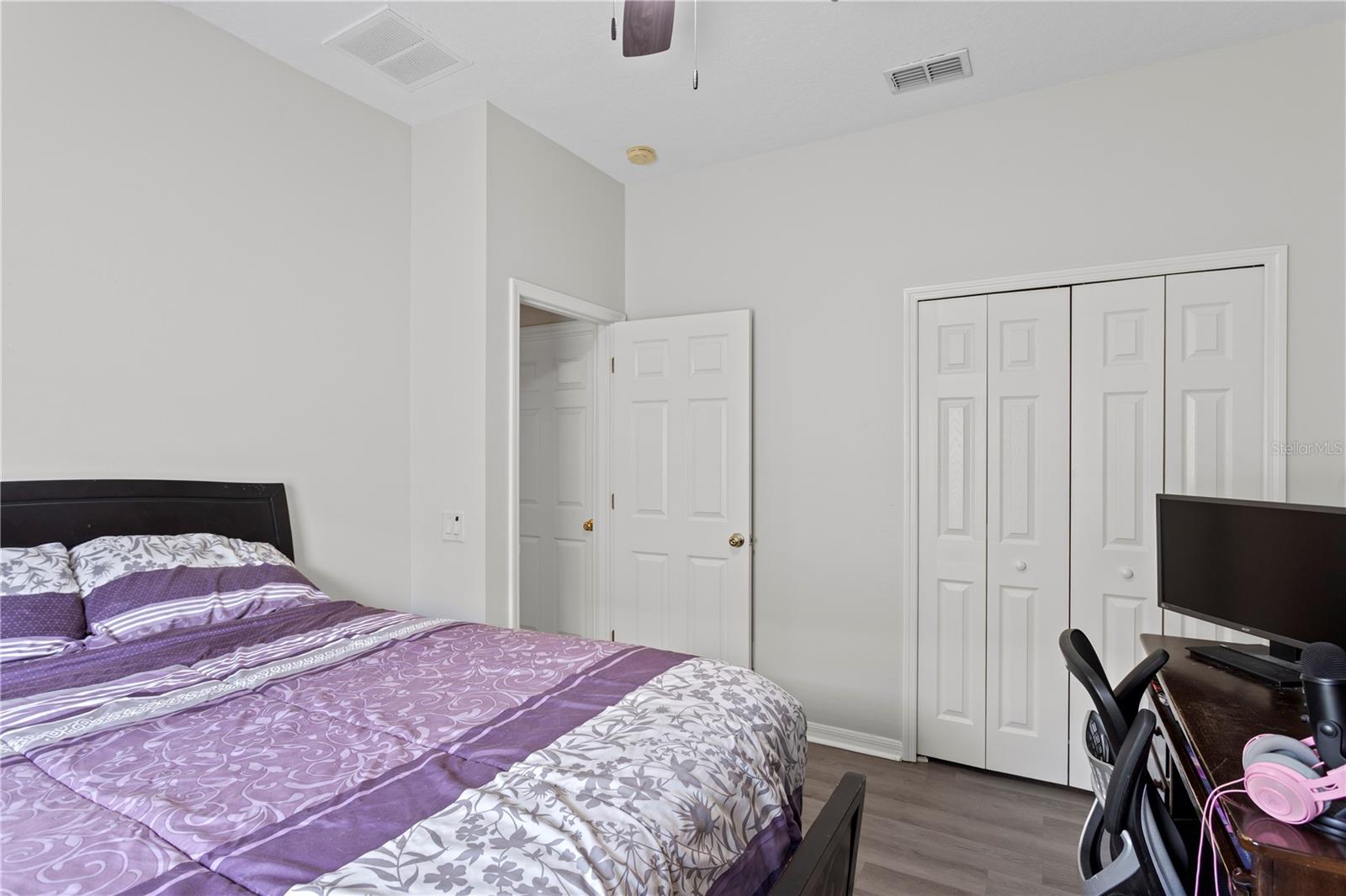 20120 NATURES HIKE WAY