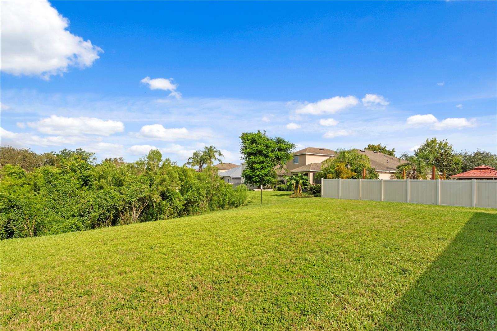 20120 NATURES HIKE WAY