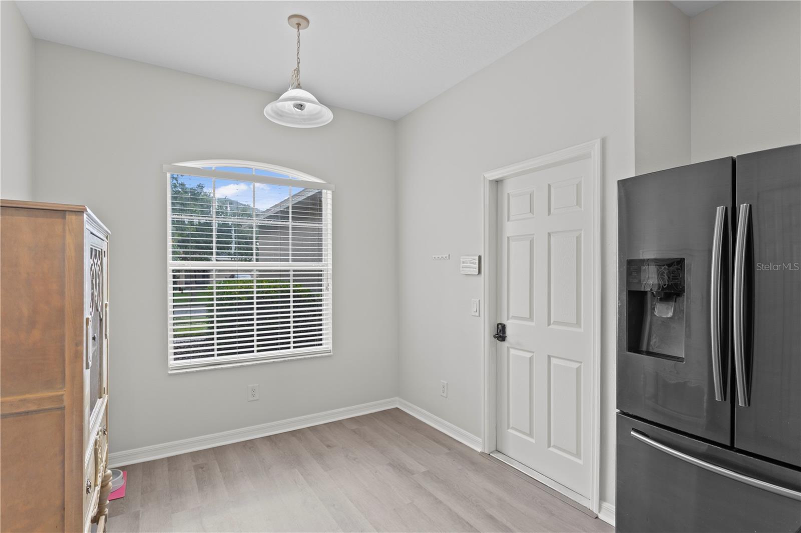 20120 NATURES HIKE WAY