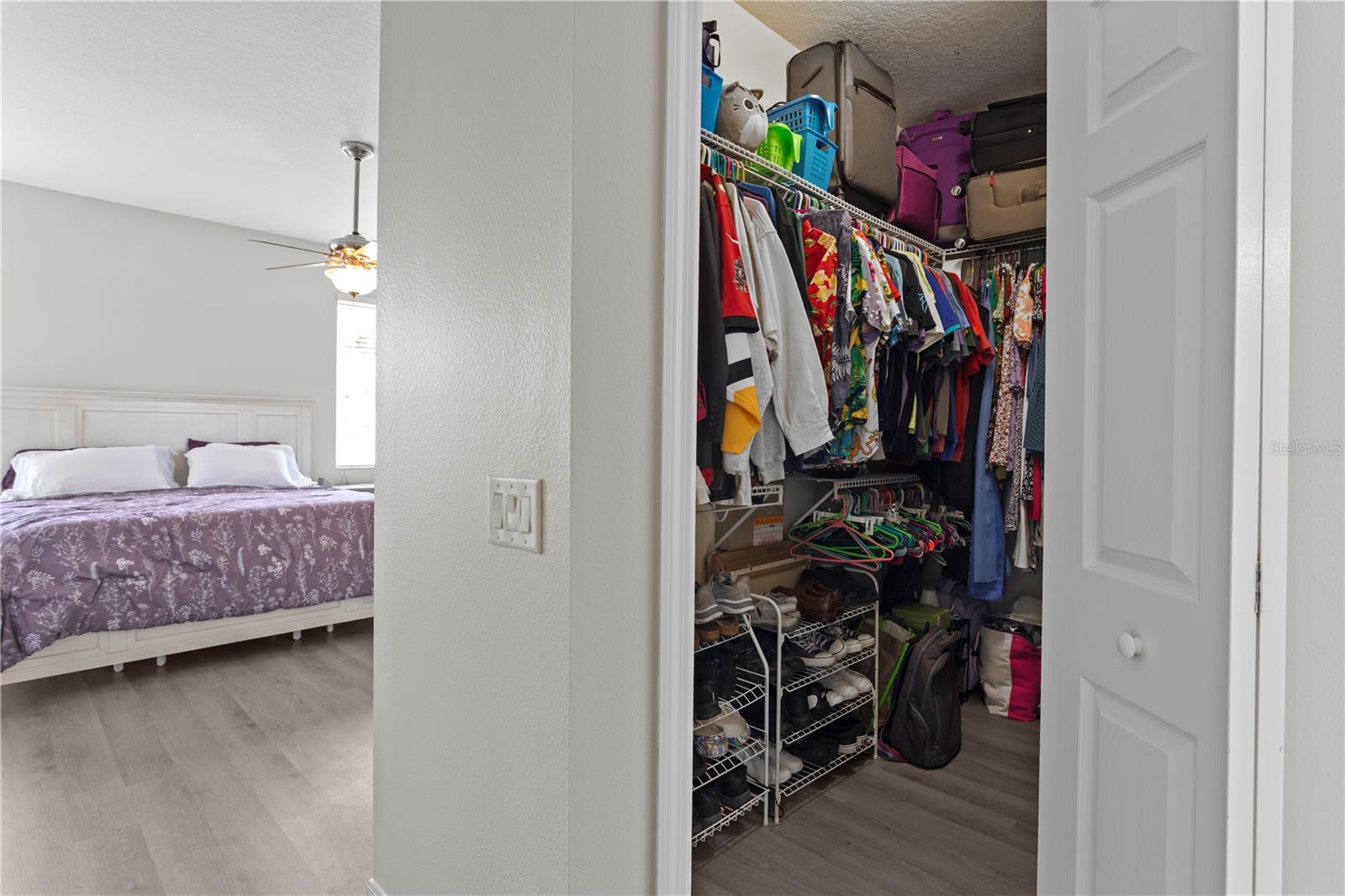 20120 NATURES HIKE WAY