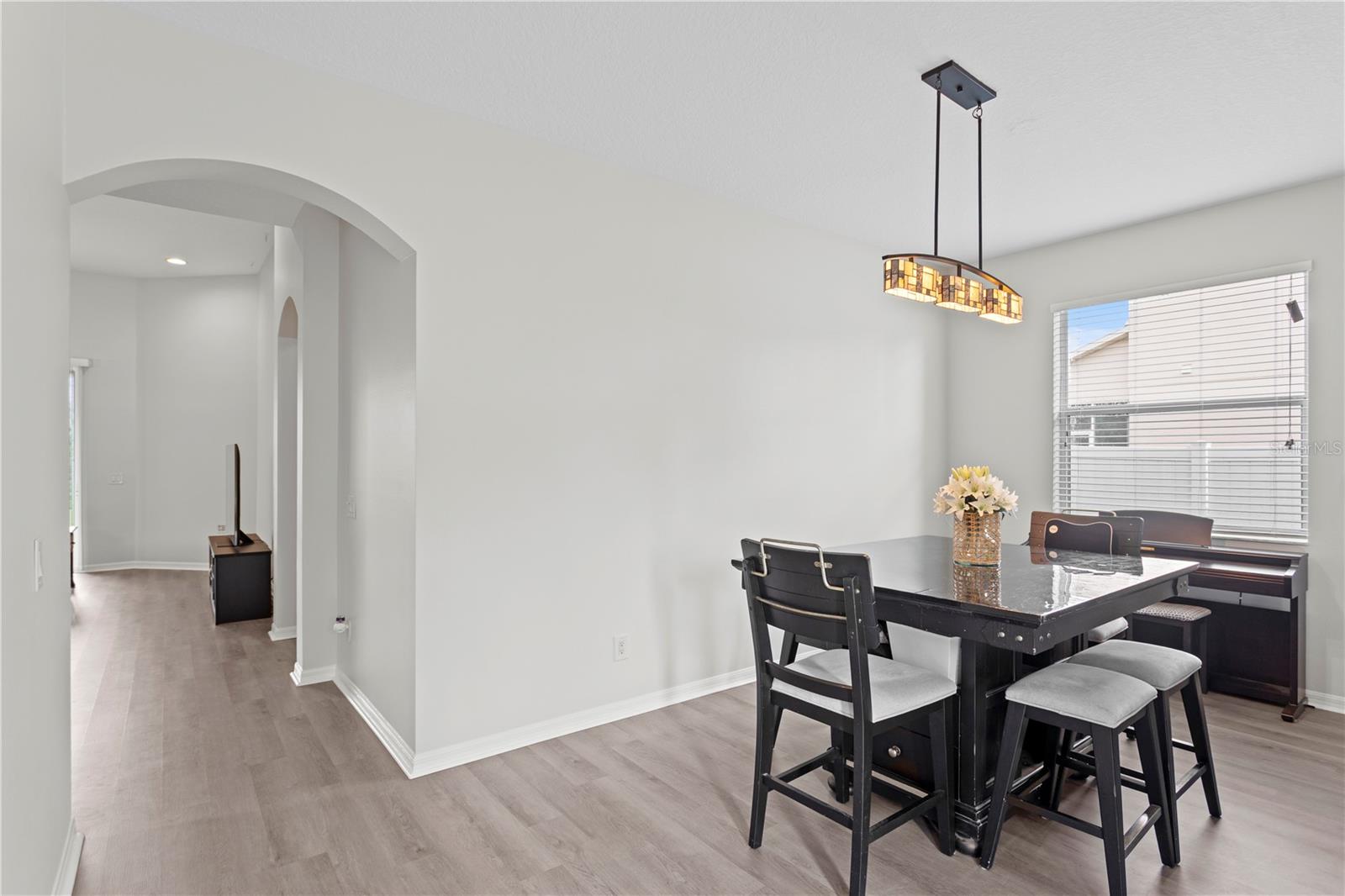 20120 NATURES HIKE WAY