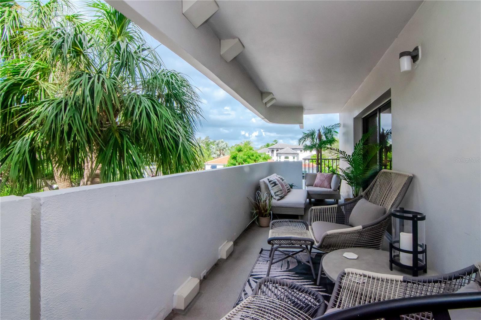 4141 BAYSHORE BLVD #304